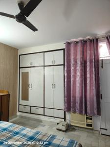 Bedroom Image of 2150 Sq.ft 3 BHK Builder Floor for rent in Sector 15A Noida for Rs. 75000