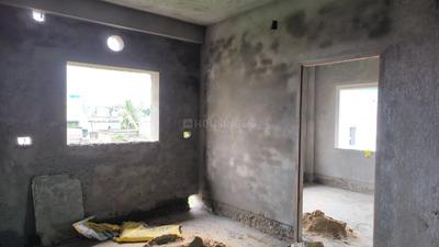 Living Room Image of 730 Sq.ft 2 BHK Apartment / Flat for sale in Paschim Putiary Kolkata for Rs. 2400000
