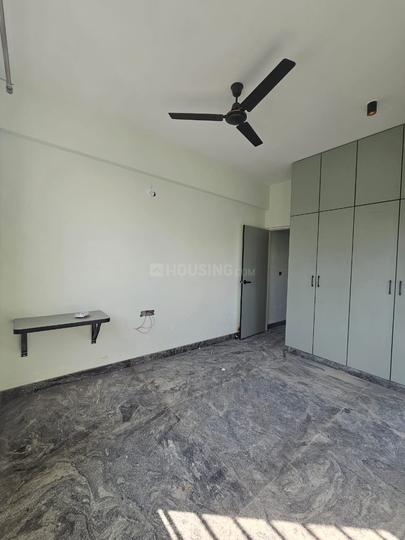 Home track Bedroom 1