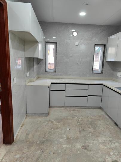 ROHINI SECTOR 7 Main Image 1