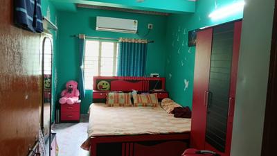 Bedroom Image of 720 Sq.ft 2 BHK Apartment / Flat for rent in Agarpara Kolkata for Rs. 15000
