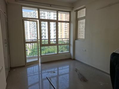 Bedroom Image of 1400 Sq.ft 2.5 BHK Apartment / Flat for rent in Kingswood Court, Crossings Republik Ghaziabad for Rs. 19000