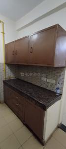 Kitchen Image of 1000 Sq.ft 2 BHK Apartment / Flat for rent in Grand Omaxe, Sector 93B Noida for Rs. 31000