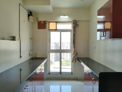 Kitchen Image of 750 Sq.ft 2 BHK Apartment / Flat for rent in The Atmosphere O2, Mulund West Mumbai for Rs. 65500