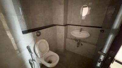 Image of 1050 Sq.ft 2 BHK Apartment / Flat for sale in Malad West, Mumbai for Rs. 25000000