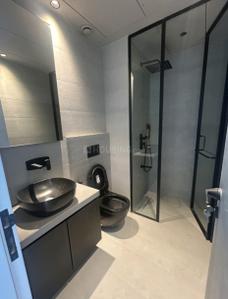 Bathroom Image of 2100 Sq.ft 3 BHK Apartment / Flat for sale in Lodha World Towers, Lower Parel Mumbai for Rs. 127500000