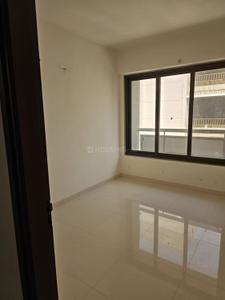 Bedroom Image of 1800 Sq.ft 3 BHK Apartment / Flat for rent in Yogeshwar Karnavati Paradise, New Maninagar Ahmedabad for Rs. 19000