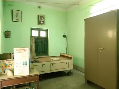 Bedroom Image of 2200 Sq.ft 7 BHK Independent House for sale in Behala Kolkata for Rs. 14000000