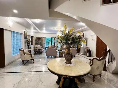Hall Image of 5343 Sq.ft 4 BHK Independent House for sale in Amboli Nashik for Rs. 180000000