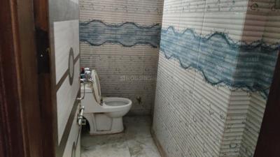 Bathroom Image of 350 Sq.ft 1 BHK Builder Floor for sale in Shalimar Bagh New Delhi for Rs. 4900000
