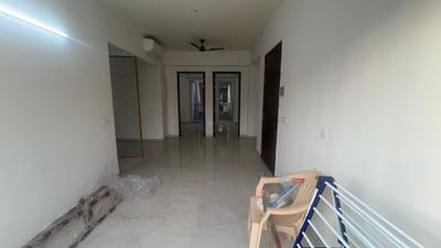 Living Room Image of 1012 Sq.ft 2 BHK Apartment / Flat for sale in Smartworld Orchard, Sector 61 Gurgaon for Rs. 17000000