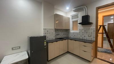 Kitchen Image of 1000 Sq.ft 1 BHK Builder Floor for rent in Sector 14 Gurgaon for Rs. 32000
