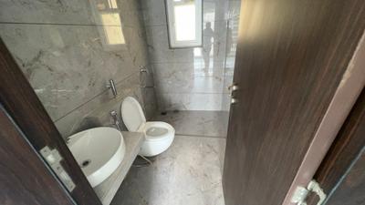Bathroom Image of 1015 Sq.ft 2 BHK Apartment / Flat for sale in Rahul Downtown, Punawale Pune for Rs. 8550000