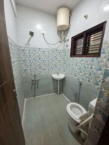 Bathroom Image of 1000 Sq.ft 3 BHK Apartment / Flat for rent in Vivek Nagar Bengaluru for Rs. 36000