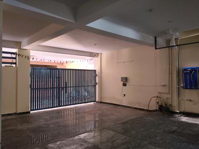 Car Garage Image of 500 Sq.ft 1 BHK Apartment / Flat for rent in Sector 46 Gurgaon for Rs. 16000