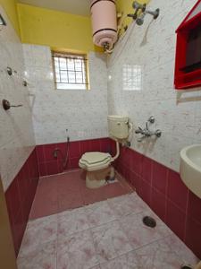 Bathroom Image of 1900 Sq.ft 3 BHK Apartment / Flat for rent in The Nest Apartments, Malleswaram Bengaluru for Rs. 60000
