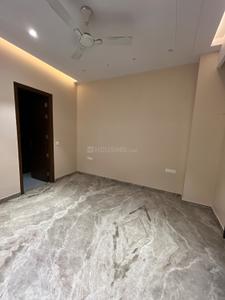 Bedroom Image of 2000 Sq.ft 3 BHK Builder Floor for rent in Kirti Nagar New Delhi for Rs. 65000