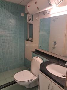 Bathroom Image of 1164 Sq.ft 2 BHK Apartment / Flat for rent in Janta Sky Gardens, JLPL Industrial Area Mohali for Rs. 29000