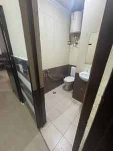 Bathroom Image of 600 Sq.ft 1 BHK Builder Floor for rent in Sector 102 Gurgaon for Rs. 17000
