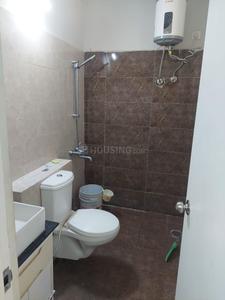 Bathroom Image of 1150 Sq.ft 2 BHK Apartment / Flat for rent in Bajwa Sunny Heights, Kharar Mohali for Rs. 20000