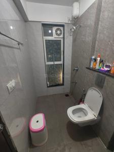 Bathroom Image of 1200 Sq.ft 2.5 BHK Apartment / Flat for sale in The Solitaire, Kolshet Thane for Rs. 17500000