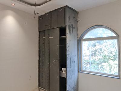 Bedroom Image of 1000 Sq.ft 3 BHK Builder Floor for sale in Paschim Vihar New Delhi for Rs. 18500000