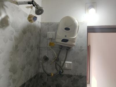 Bathroom Image of 1180 Sq.ft 1 BHK Villa for rent in Vejalpur Ahmedabad for Rs. 20900