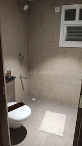 Bathroom Image of 900 Sq.ft 2 BHK Apartment / Flat for sale in Lake Vista At Purva Windermere, Pallikaranai Chennai for Rs. 7600000