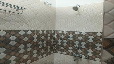 Bathroom Image of 800 Sq.ft 2 BHK Builder Floor for rent in Narayanpur Varanasi for Rs. 12000