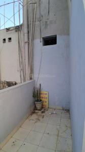 Balcony Image of 450 Sq.ft 1 BHK Independent House for rent in DDA Flat Janakpuri, Janakpuri New Delhi for Rs. 15000