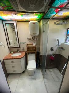 Bathroom Image of 3400 Sq.ft 3 BHK Apartment / Flat for sale in South City, Prince Anwar Shah Connector Kolkata for Rs. 71500000