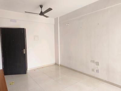 Living Room Image of 700 Sq.ft 2 BHK Apartment / Flat for sale in Signature Global The Millennia I, Sector 37D Gurgaon for Rs. 6750000