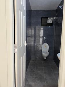 Bathroom Image of 1500 Sq.ft 3 BHK Apartment / Flat for rent in Agraja Vedanta, Surathkal Mangalore for Rs. 35000