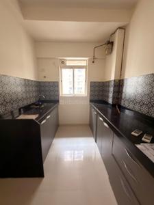 Kitchen Image of 850 Sq.ft 2 BHK Apartment / Flat for rent in Lodha Amara, Kolshet Thane for Rs. 38000