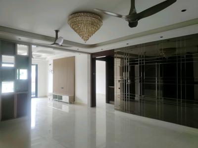 Living Room Image of 1900 Sq.ft 3.5 BHK Builder Floor for sale in Emaar Palm Gardens, Sector 83 Gurgaon for Rs. 24000000