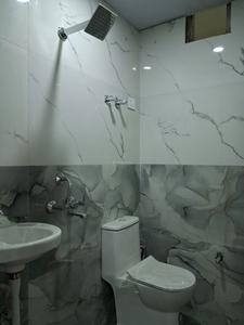 Common Bathroom Image of 890 Sq.ft 2 BHK Apartment / Flat for sale in Sector 49 Noida for Rs. 3999999