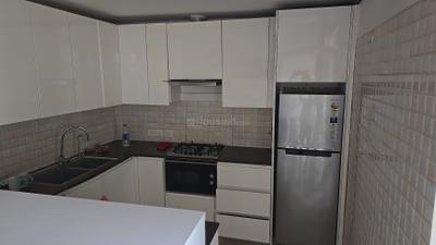 Kitchen Image of 1350 Sq.ft 2 BHK Apartment / Flat for rent in Supertech Supernova, Sector 94 Noida for Rs. 60000