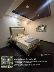 Bedroom Image of 6200 Sq.ft 5 BHK Penthouse for rent in Riviera Elegance, Prahlad Nagar Ahmedabad for Rs. 250000