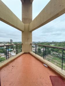 Balcony Image of 2201 Sq.ft 4 BHK Apartment / Flat for rent in Wanowrie Pune for Rs. 55000