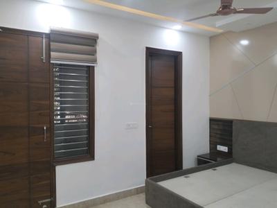 Bedroom Image of 1530 Sq.ft 3 BHK Builder Floor for sale in Pitampura New Delhi for Rs. 32500000
