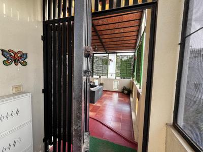 Balcony Image of 3000 Sq.ft 3 BHK Independent House for sale in Padmanabhanagar Bengaluru for Rs. 43000000