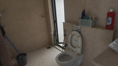 Bathroom Image of 650 Sq.ft 1 BHK Apartment / Flat for sale in Omkar Vive, Kurla West Mumbai for Rs. 11999999