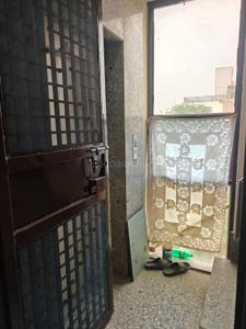 Image of 700 Sq.ft 2 BHK Builder Floor for rent in Paschim Vihar, New Delhi for Rs. 30000