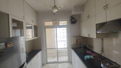 Kitchen Image of 630 Sq.ft 1 BHK Apartment / Flat for rent in Hiranandani Flora, Hiranandani Estate Thane for Rs. 38000