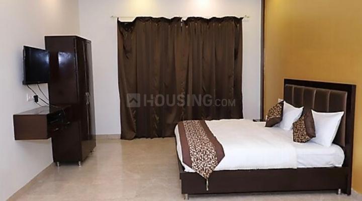 Bedroom Image of Urbanroomz  in Sector 50, Gurgaon