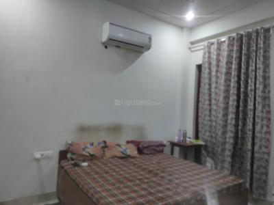 Bedroom Image of 1200 Sq.ft 2 BHK Builder Floor for rent in Omicron II Greater Noida for Rs. 18000