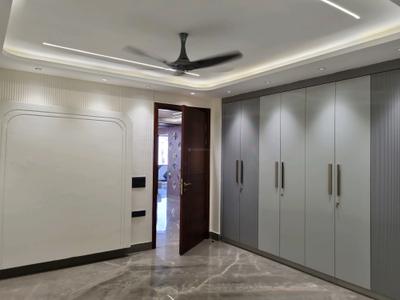Bedroom Image of 2700 Sq.ft 4 BHK Builder Floor for sale in Janakpuri New Delhi for Rs. 54000001