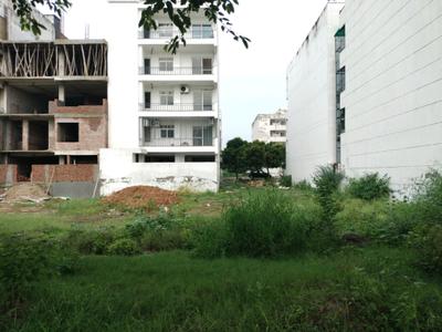 Image of 275 Sq.ft Residential Plot / Land for sale in BPTP Eden Estate, Sector 81, Faridabad for Rs. 75625000