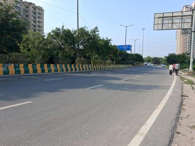 Image of 1800 Sq.ft Residential Plot / Land for sale in Sector 113, Noida for Rs. 28500000