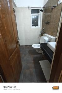 Bathroom Image of 585 Sq.ft 1 BHK Apartment / Flat for sale in Sikka Karmic Greens, Sector 78 Noida for Rs. 5900000